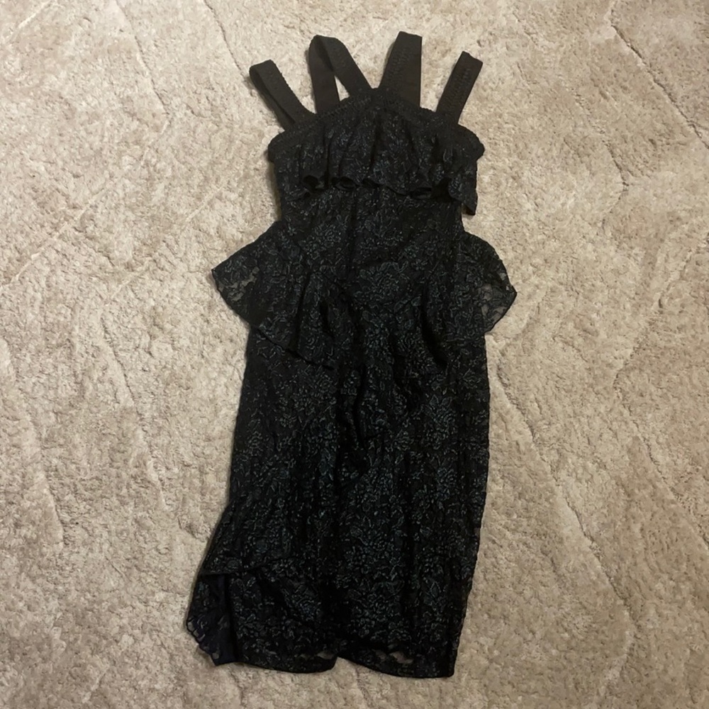 Midi ruffle lace dress